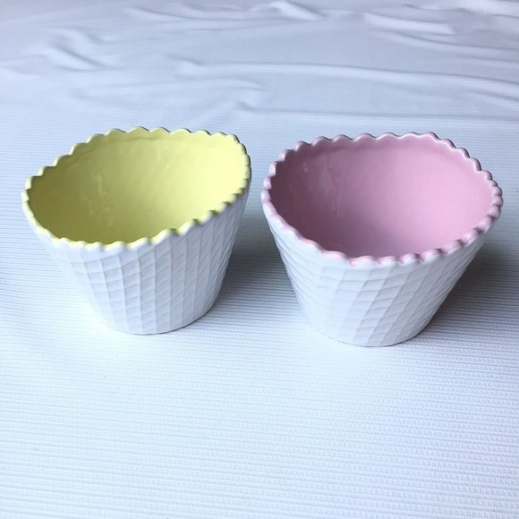 Cherry Top Other - 2 Cherry Top White Waffle Cone Ice Cream Soup Cereal Dessert Bowls Yellow Pink